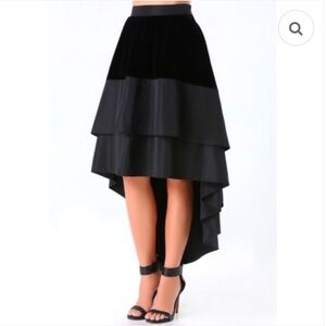 Bebe NWOT High Low Dramatic Velvet Skirt Size 00